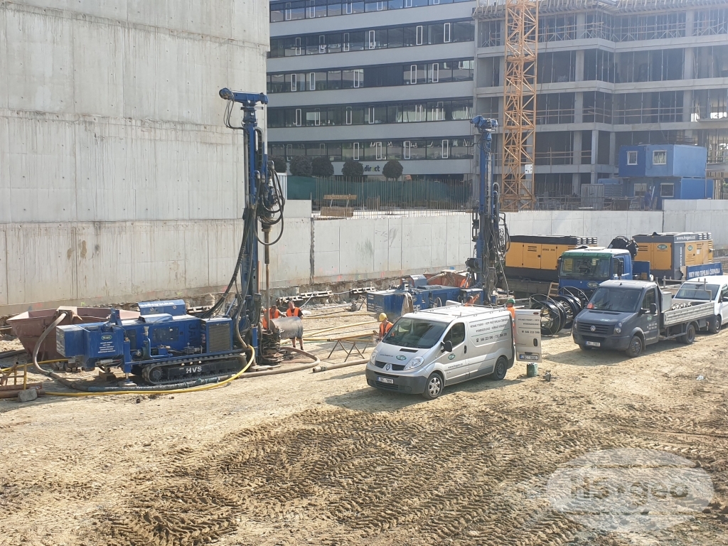 Maloměřice, vrty pro TČ 45 x 120 m